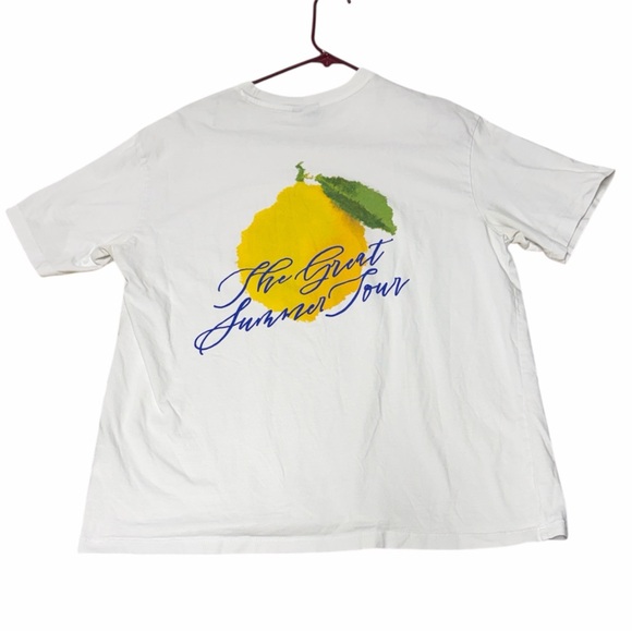 H&M Other - H&M the great summer tour white Tee with Yellow  lemon Graphic size medium